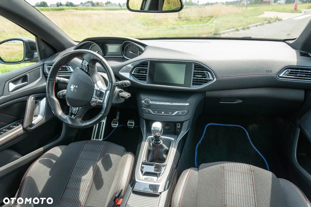 Peugeot 308 1.2 PureTech GPF GT Pack S&S - 16