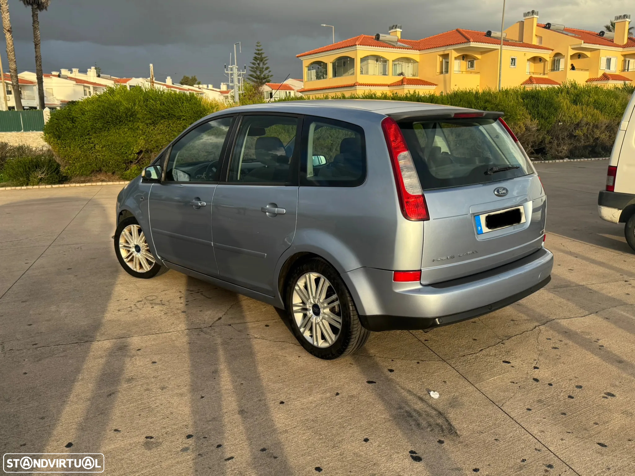 Ford C-Max - 3