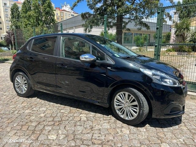 Peugeot 208 1.6 BlueHDi Style - 8