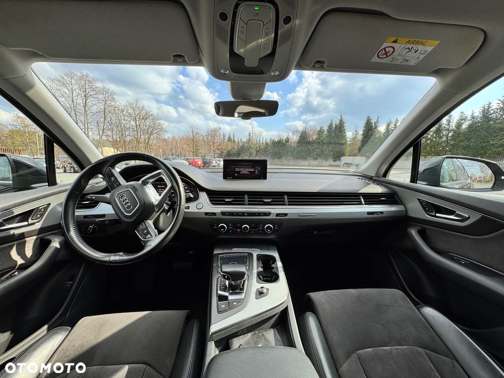 Audi Q7 - 12