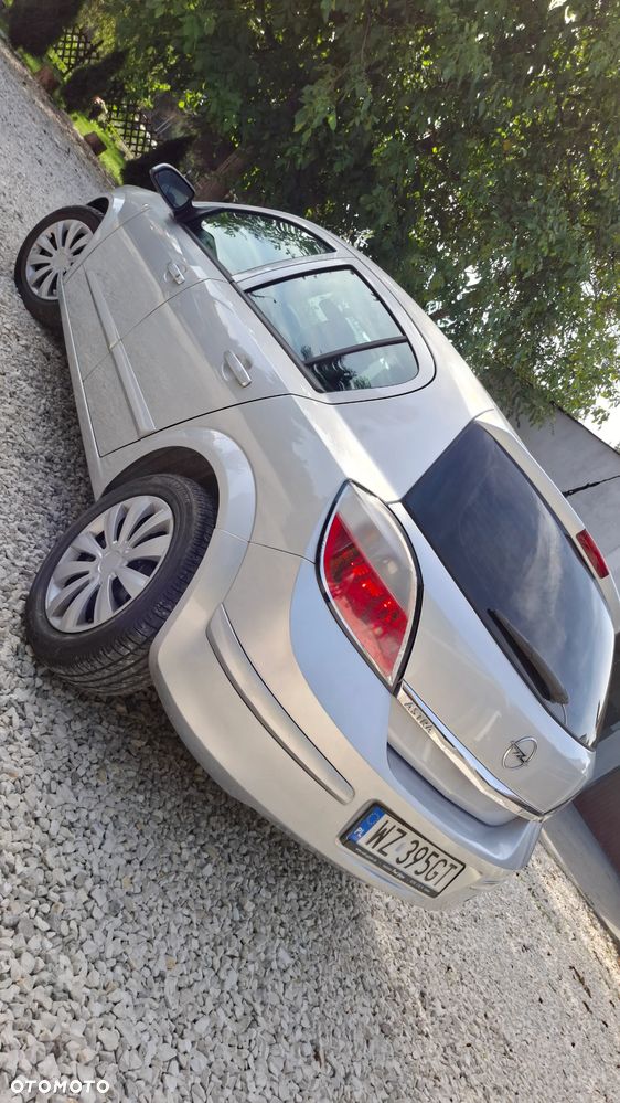 Opel Astra 1.6 Enjoy - 20