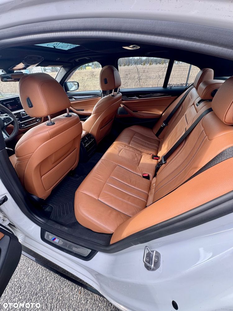 BMW Seria 5 - 21