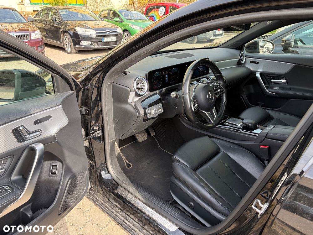 Mercedes-Benz Klasa A 220 4Matic 7G-DCT Progressive - 11