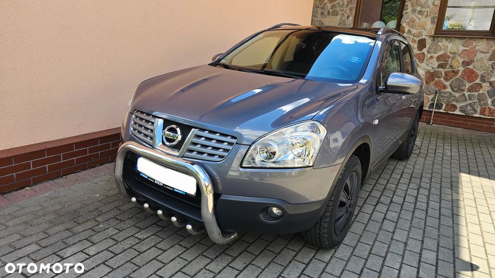 Nissan Qashqai - 1