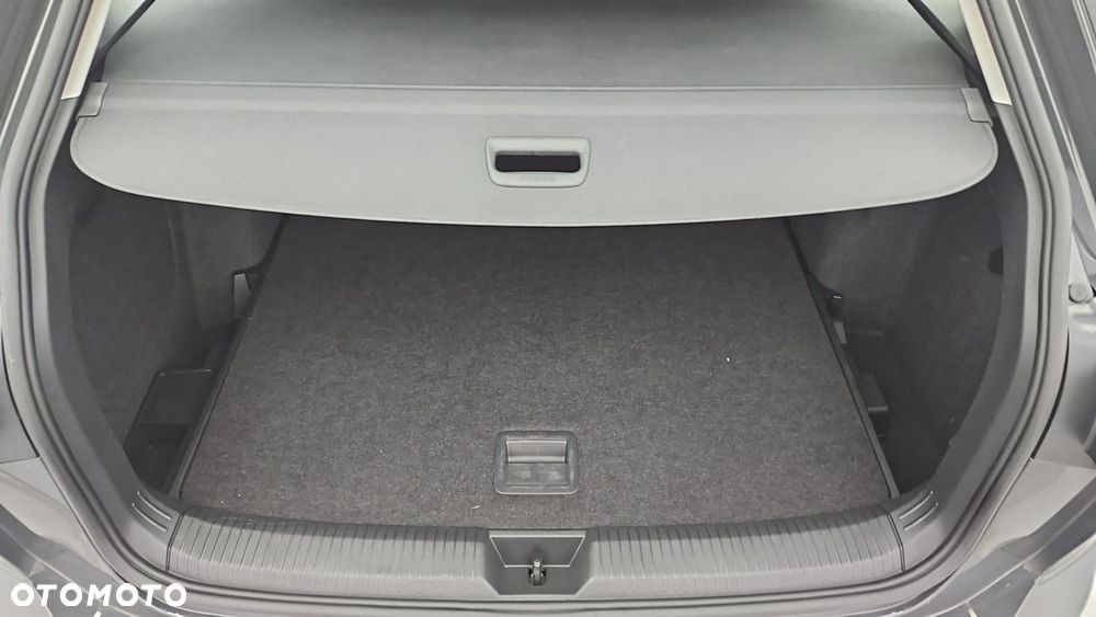 Volkswagen Golf - 25