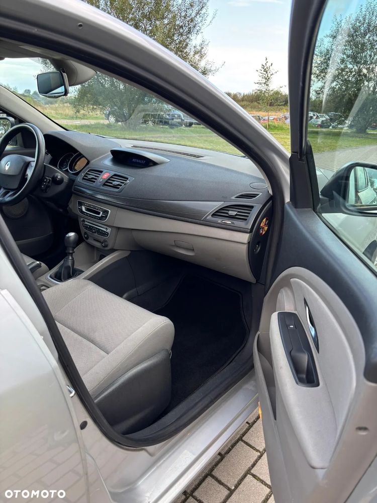 Renault Megane 1.5 dCi Authentique - 7