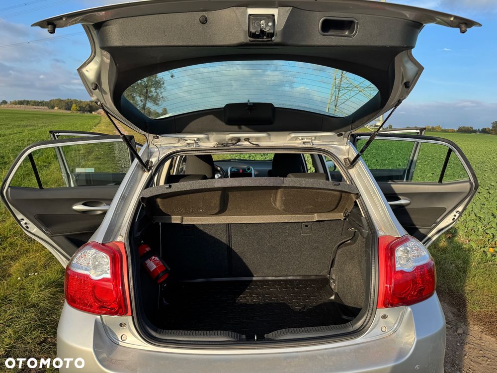 Toyota Auris - 14