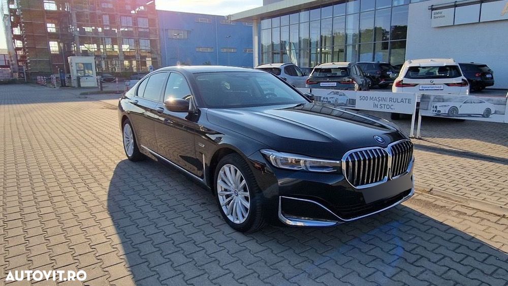 BMW Seria 7 745e - 9