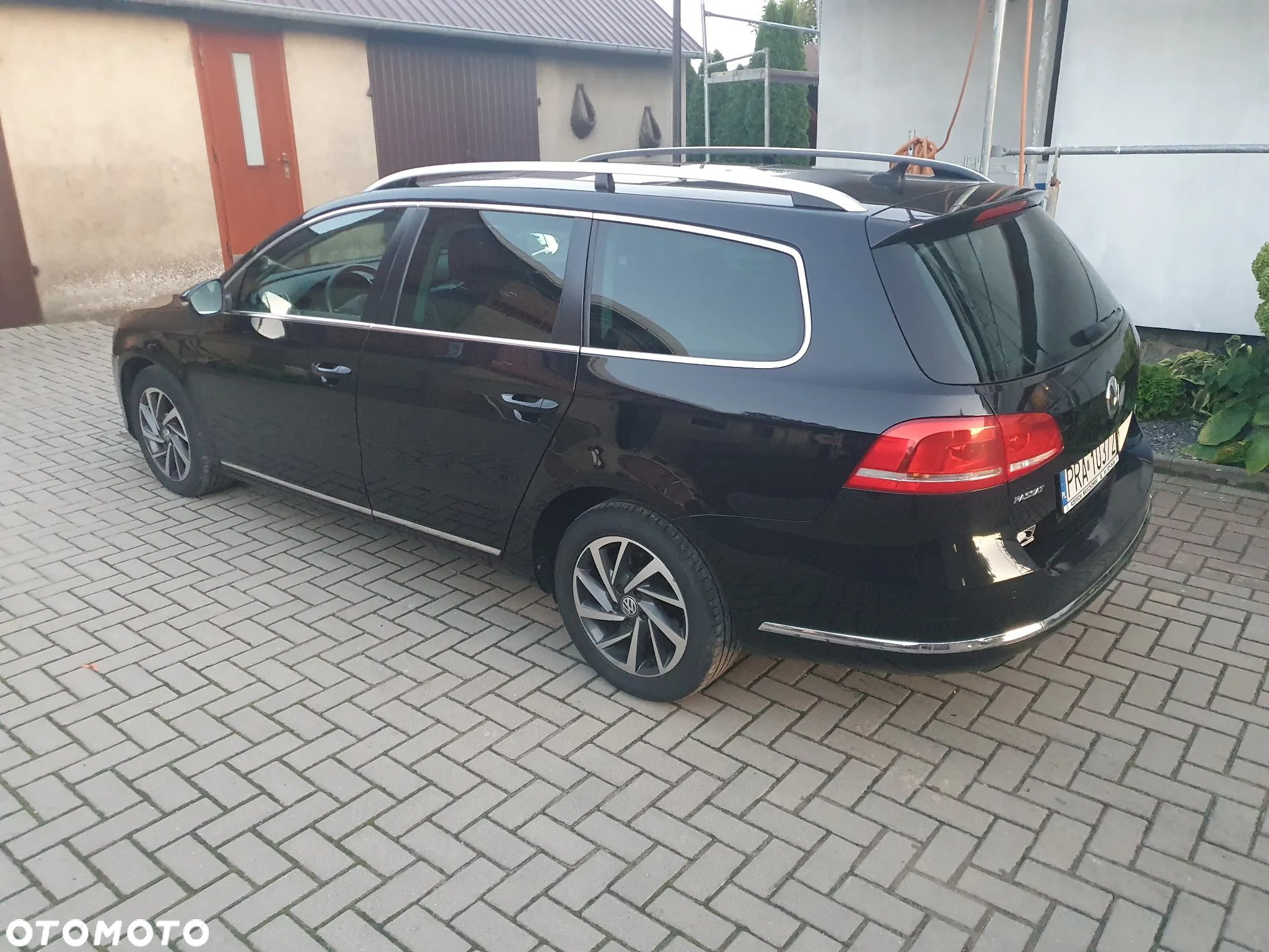 Volkswagen Passat Variant 1.6 TDI BlueMotion Technology Highline - 6