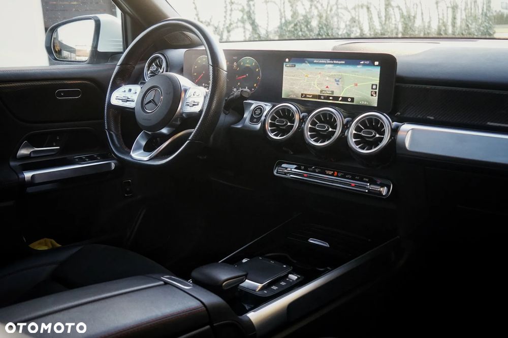 Mercedes-Benz GLB 200 AMG Line 7G-DCT - 8