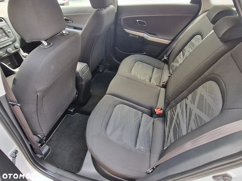 Kia Ceed 1.0 T-GDI ISG Vision - 10