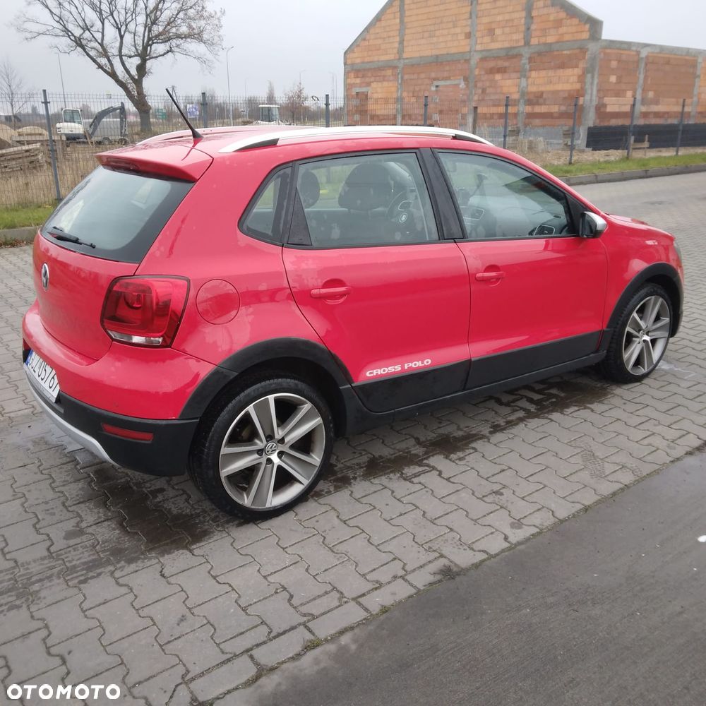 Volkswagen Polo 1.6 TDI DSG Comfortline - 6