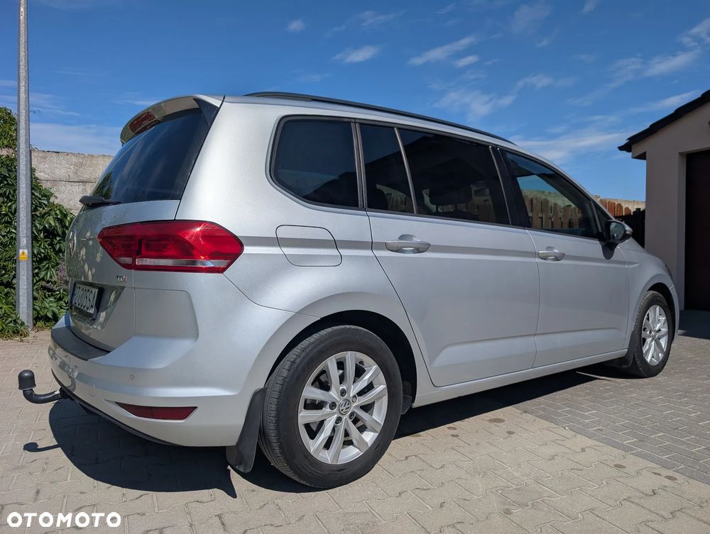 Volkswagen Touran 1.6 TDI BMT Comfortline - 12