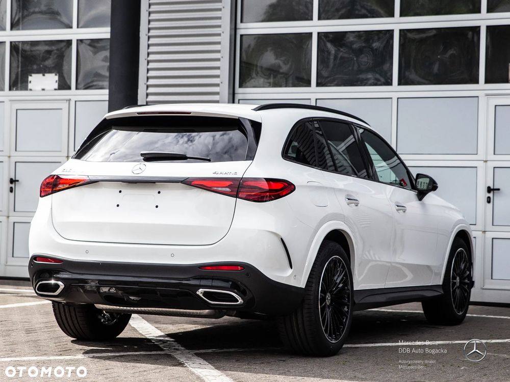 Mercedes-Benz GLC 300 mHEV 4-Matic AMG Line - 6