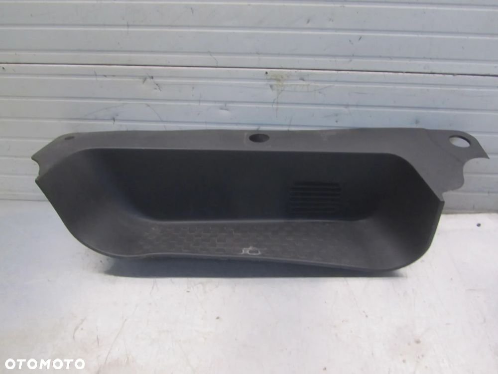 Stopień Lewy Przód  Renault Trafic-Vivaro 16 DCI 2014- - 1