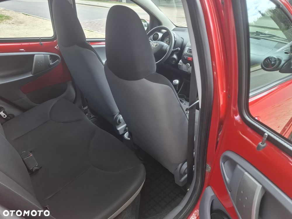 Toyota Aygo 1.0 VVT-i Luna EU5 - 16