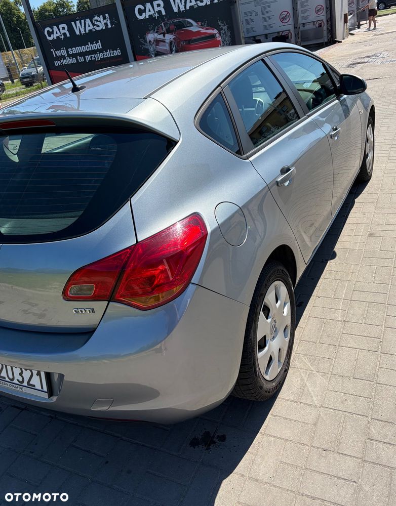 Opel Astra 1.7 CDTI - 7