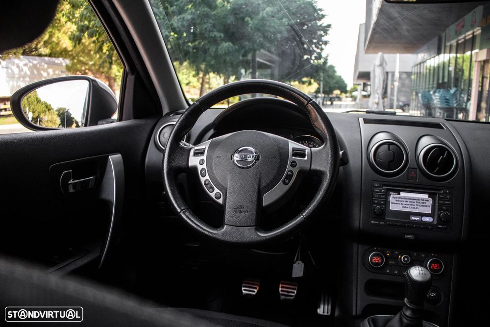 Nissan Qashqai 1.6 dCi N-Connecta - 28