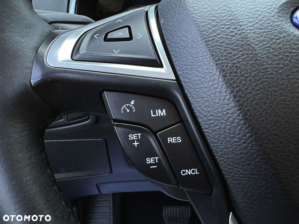 Ford S-Max 2.0 TDCi Business - 25