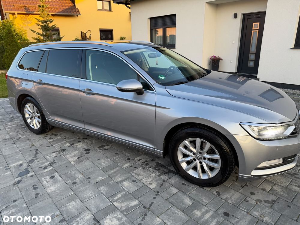 Volkswagen Passat 2.0 TDI (BlueMotion Technology) Trendline - 11