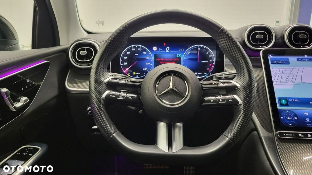 Mercedes-Benz GLC - 13