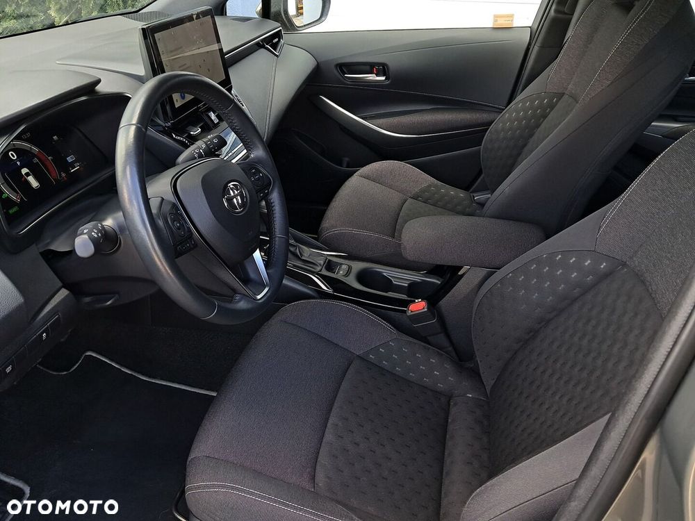Toyota Corolla 1.8 Hybrid Comfort - 13