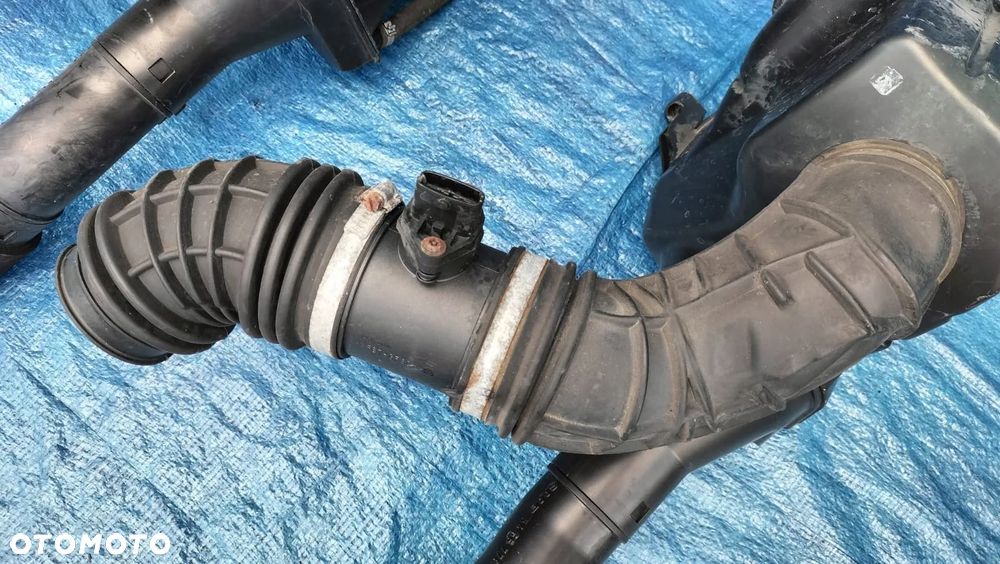 OBUDOWA FILTRA POWIETRZA KOMPLETNA PRZEPŁYWOMIERZ PRZEWÓD RURA DOLOT 5464086 5465778 0281002605 24456764 5464318 5465786 SAAB 95 9-5 2.2 3.0 TID - 2