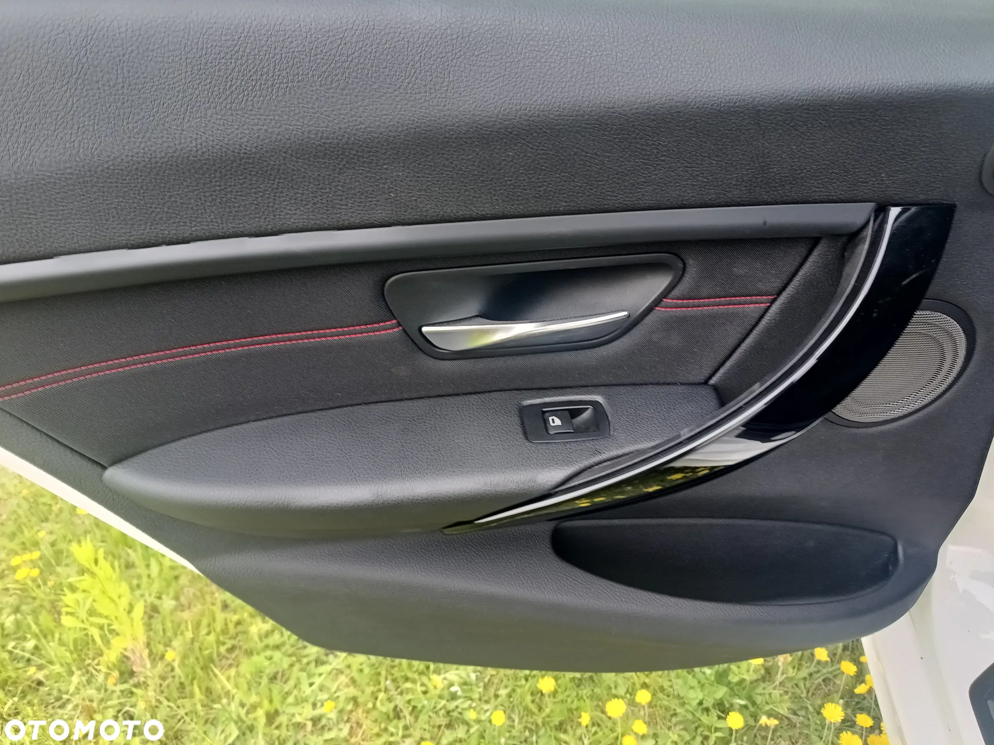 BMW Seria 3 320d Sport Line - 29