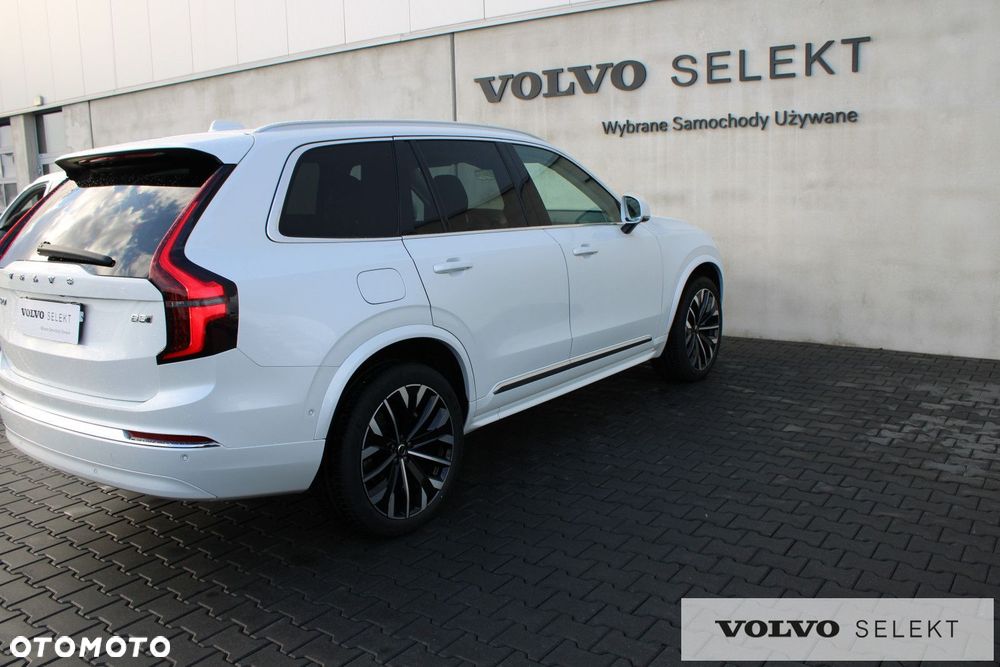 Volvo XC 90 - 8
