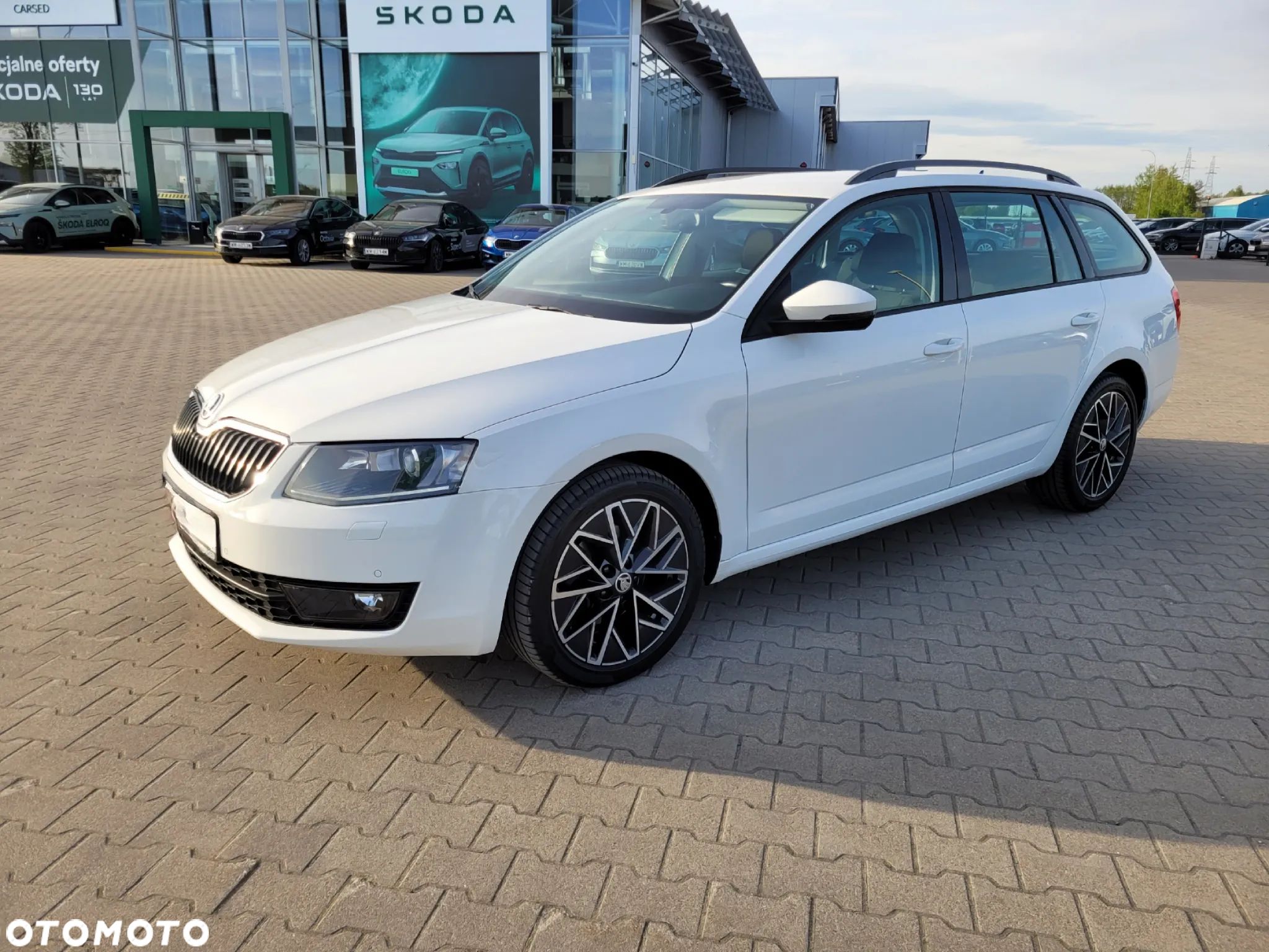 Skoda Octavia 2.0 TDI Elegance DSG - 1