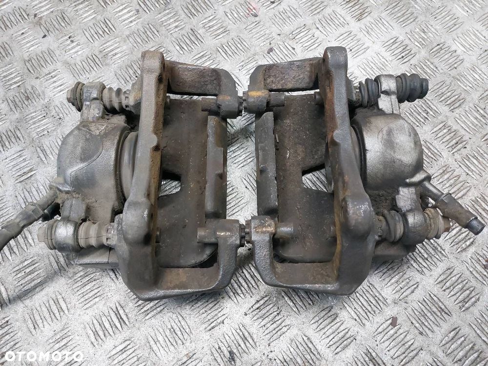 TARCZE HAMULCOWE PRZÓD + ZACISKI AUDI Q5 8R 3.2 FSI - 11