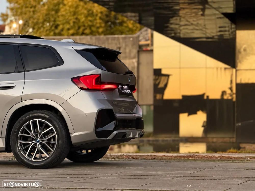 BMW iX1 xDrive30 Pack Desportivo M - 10