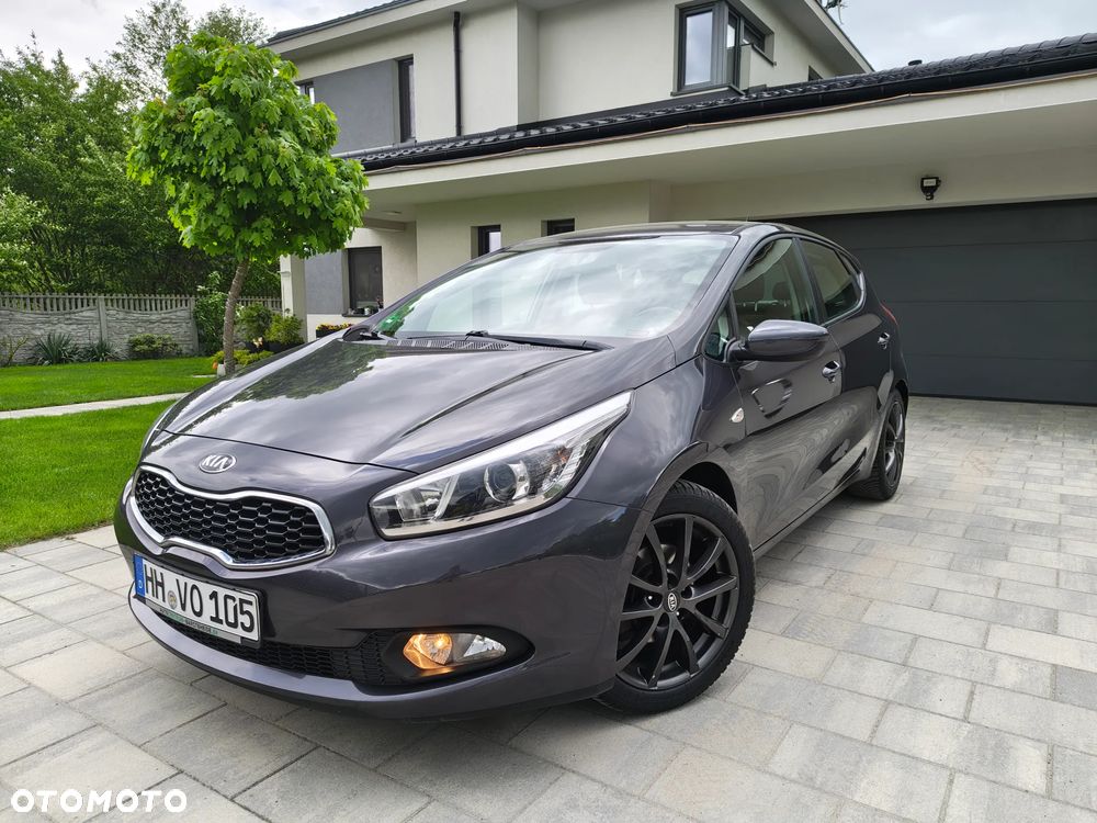 Kia Ceed 1.4 CVVT Attract - 1