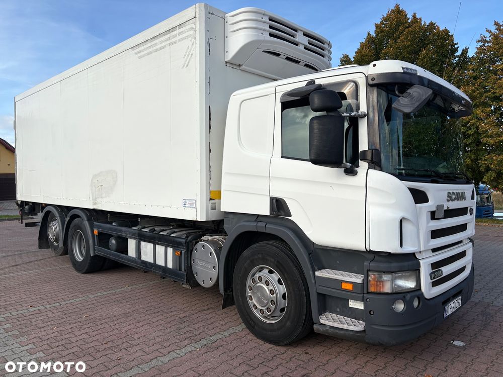 Scania P 380 chłodnia z windą - 3