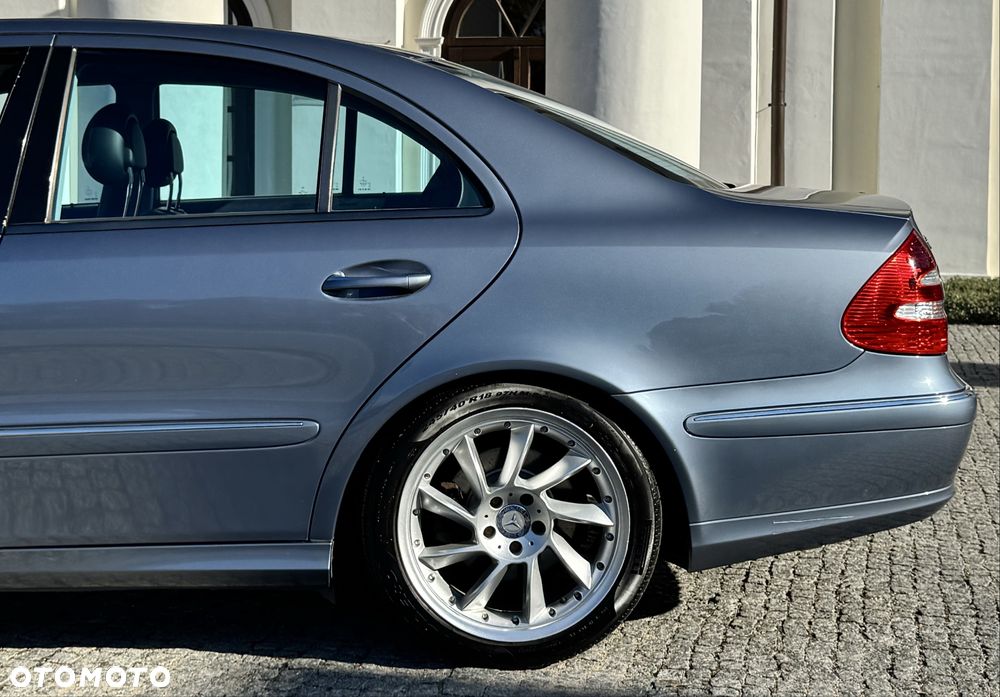 Mercedes-Benz Klasa E - 4