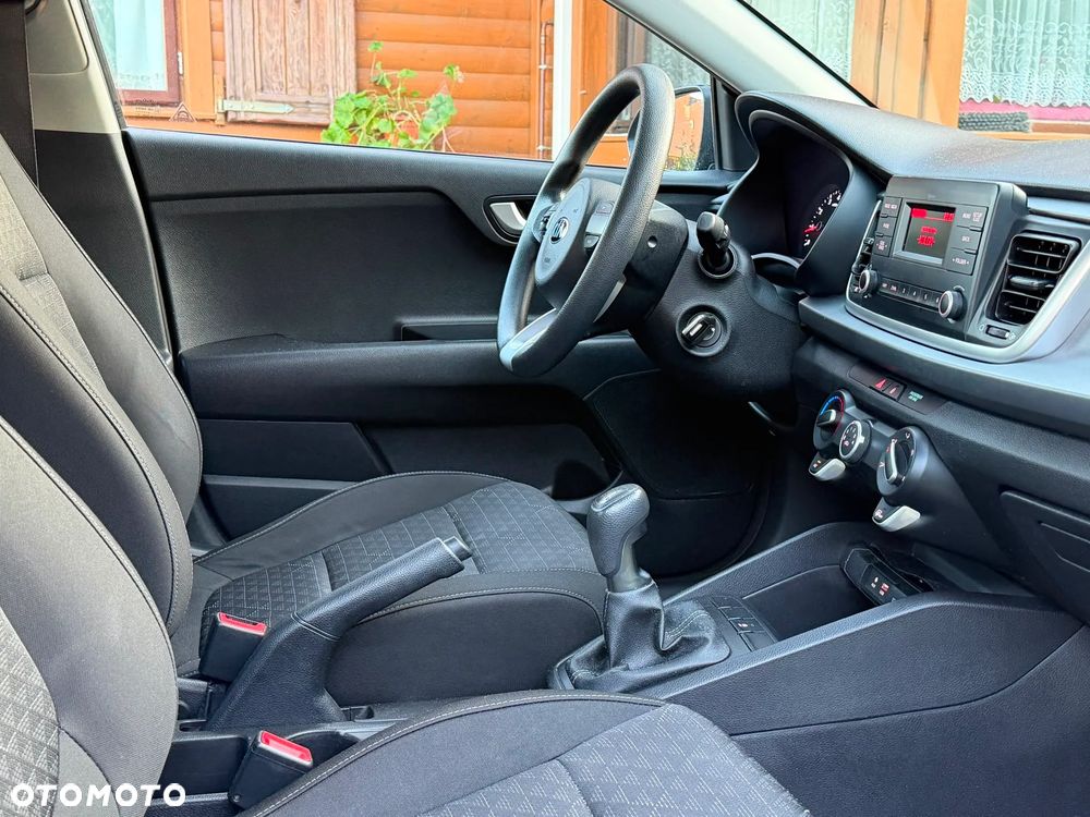 Kia Rio 1.4 M - 22