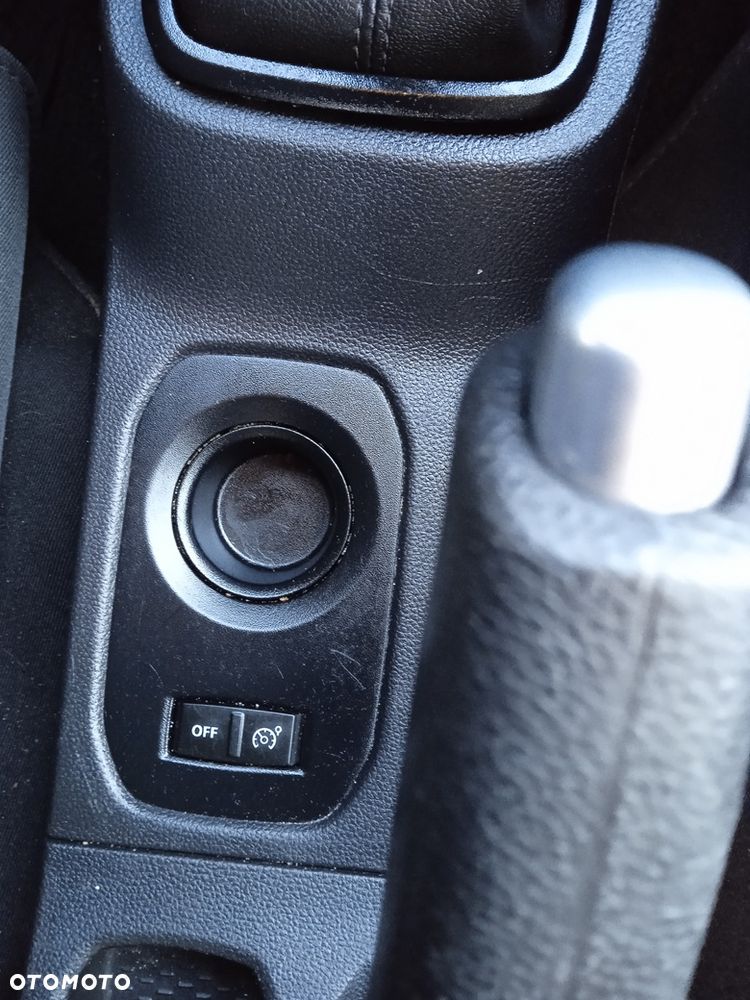 Dacia Duster 1.6 SCe Laureate S&S - 15