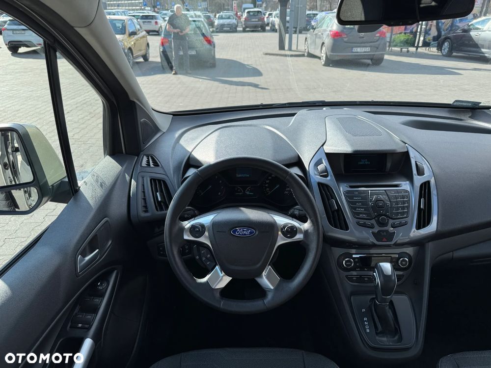 Ford Tourneo Connect - 15