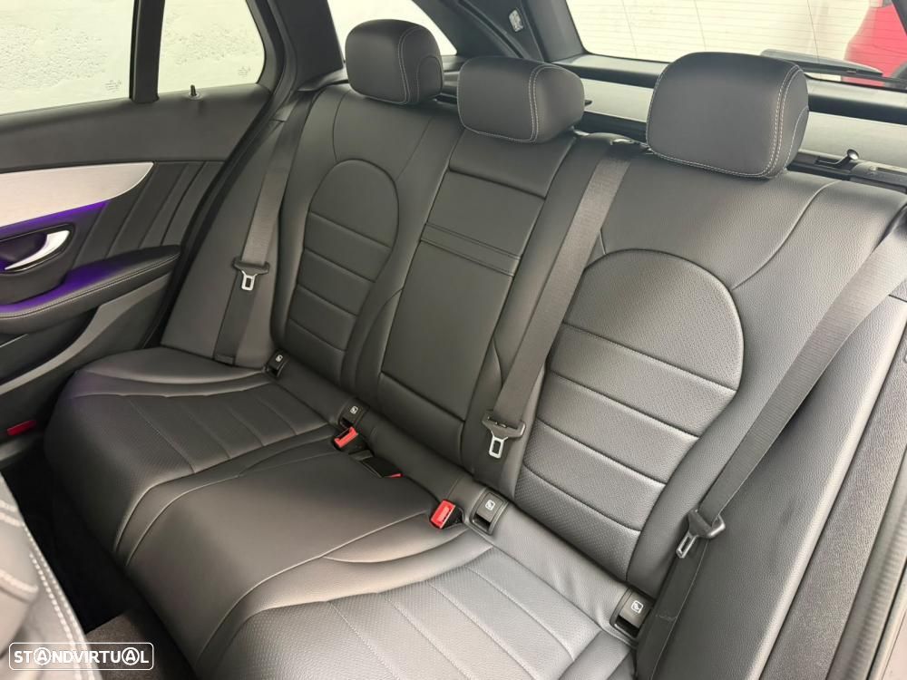 Mercedes-Benz C 300 de AMG Line - 57
