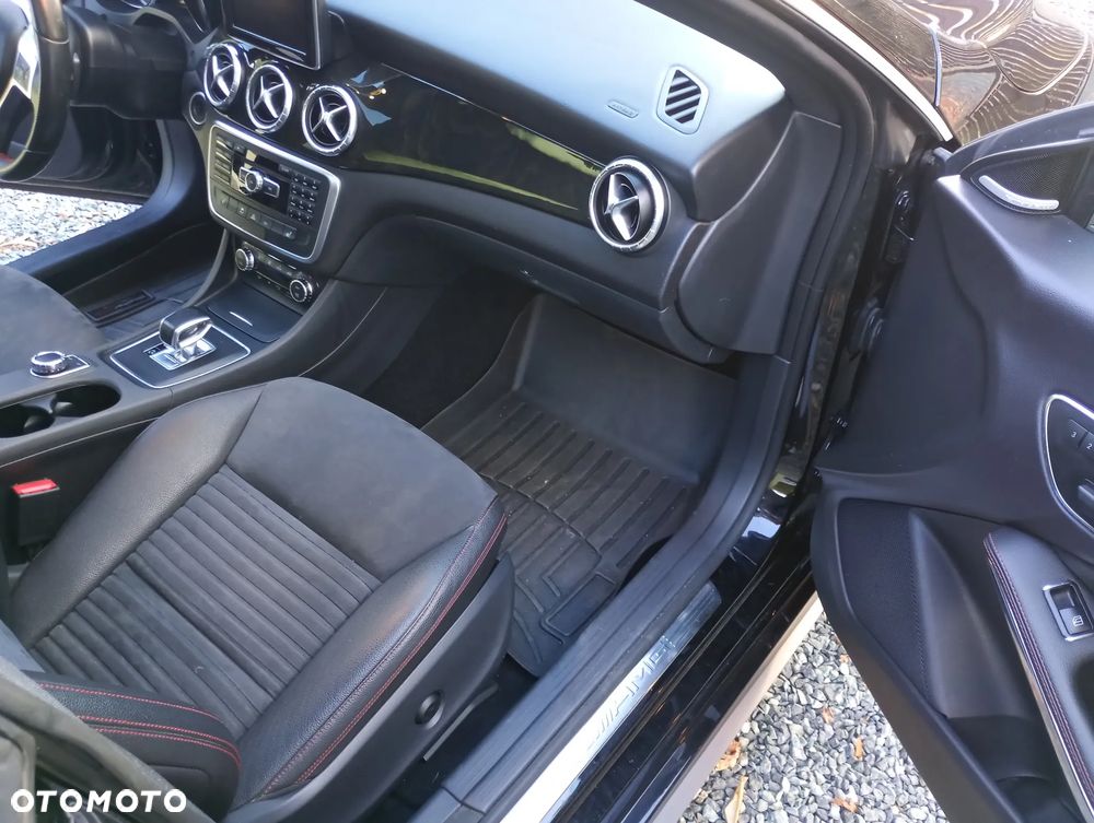 Mercedes-Benz CLA - 15