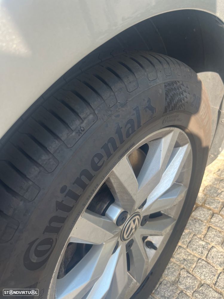 VW Passat Variant 1.6 TDI Confortline - 6