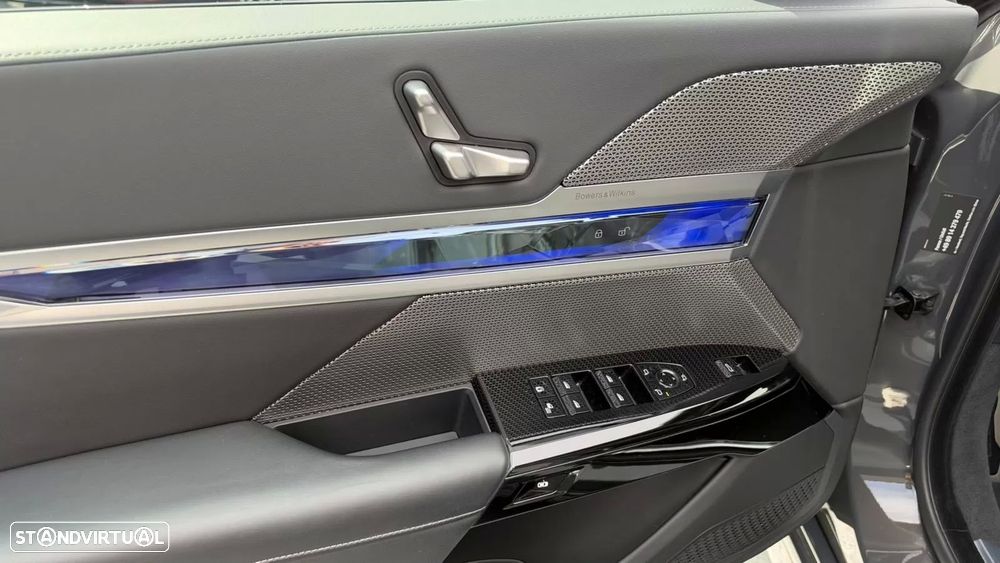 BMW i7 xDrive60 Pack Desportivo M Pro - 11