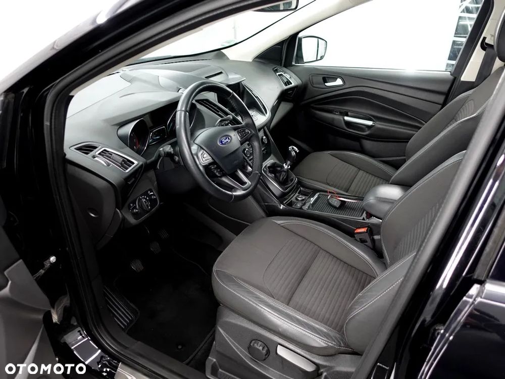 Ford Kuga 1.5 EcoBoost FWD Titanium - 12