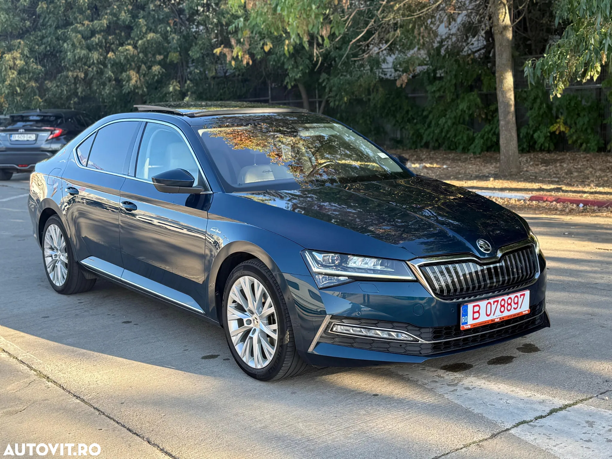 Skoda Superb 1.4 TSI iV DSG L&K - 3