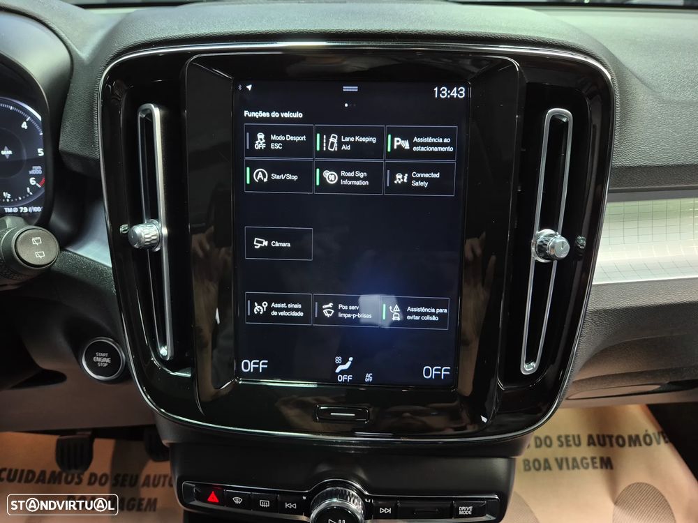 Volvo XC 40 2.0 D3 Momentum Plus - 30