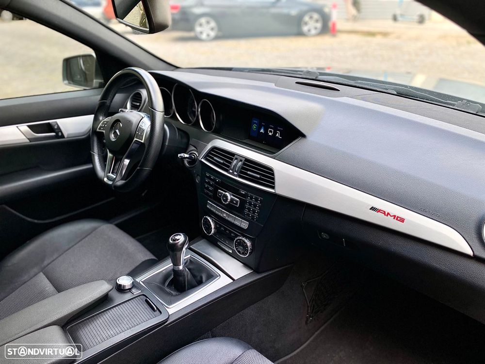 Mercedes-Benz C 180 Station AMG Line - 18