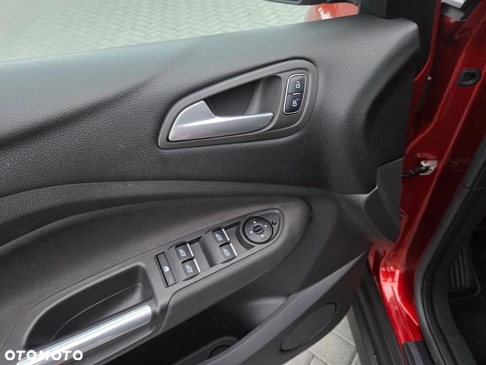 Ford C-MAX - 19
