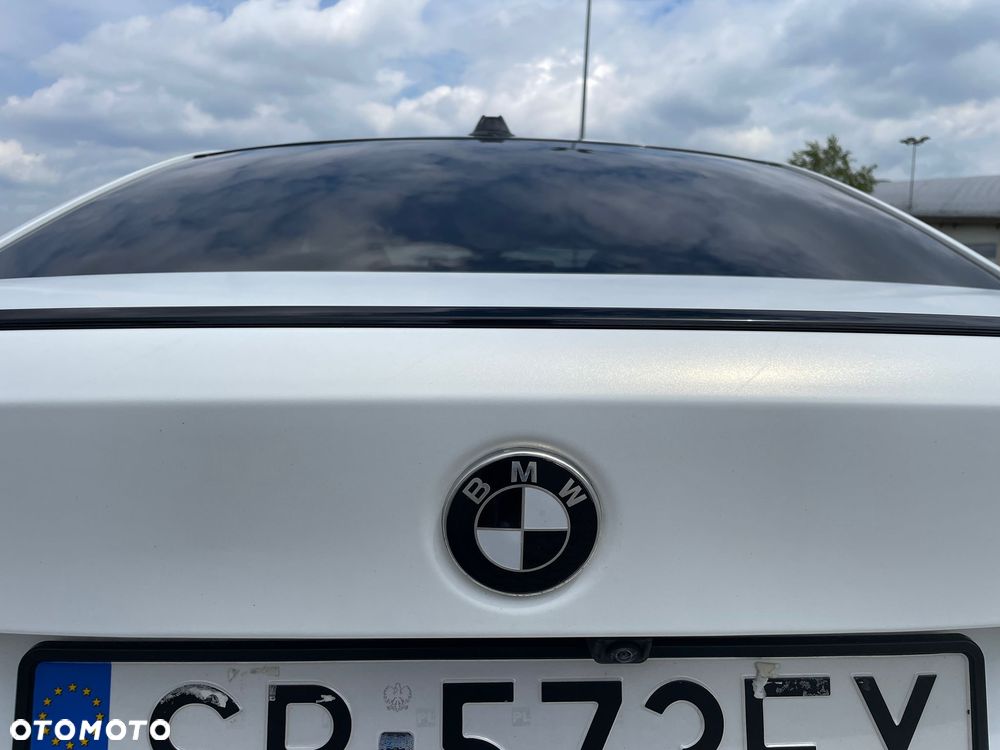 BMW Seria 3 320i xDrive M Sport - 19