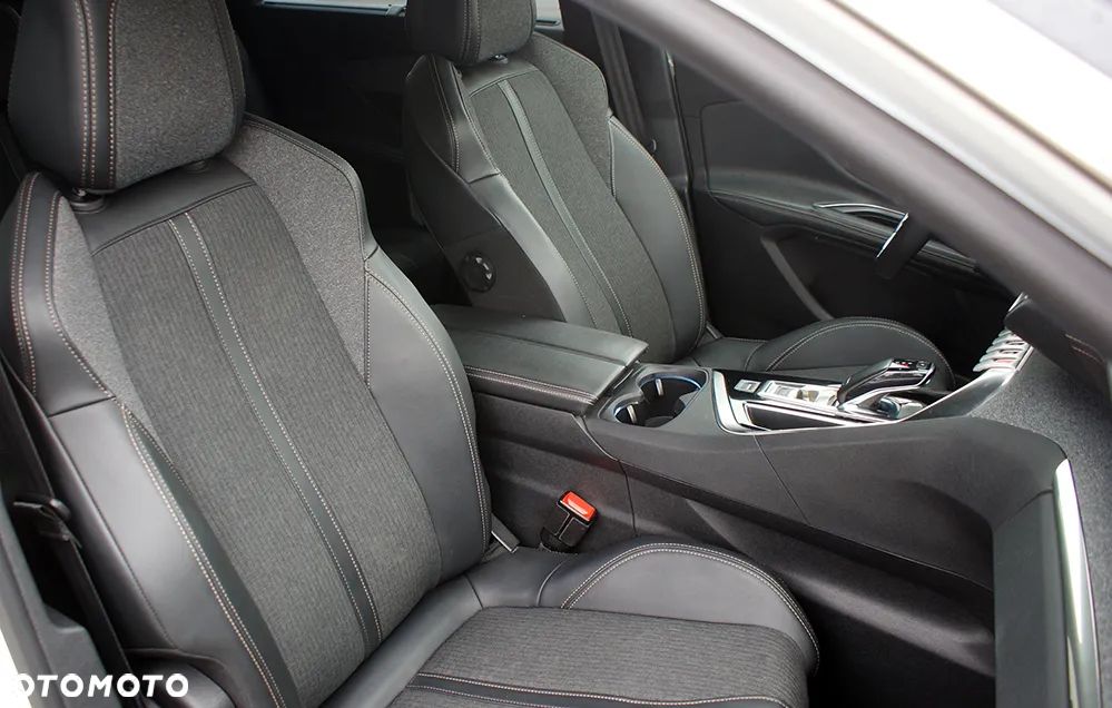 Peugeot 5008 1.5 BlueHDi GT S&S EAT8 - 19