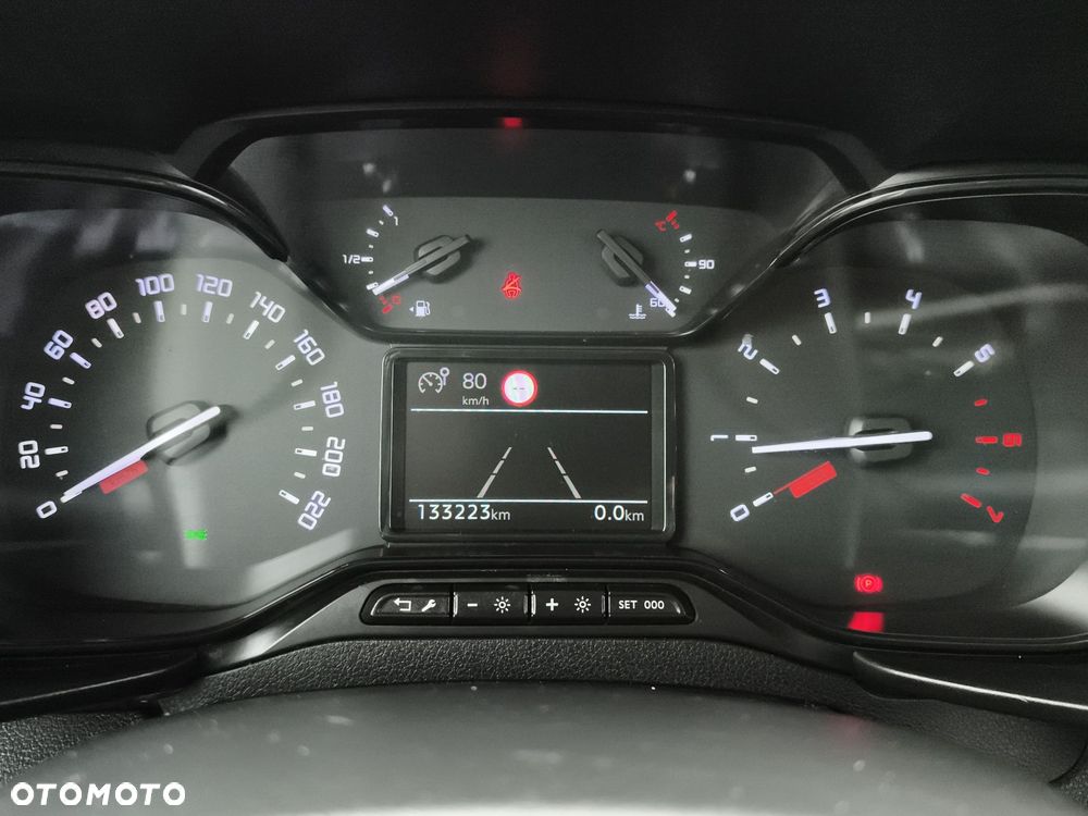 Toyota Proace City Verso 1.5 D-4D Business - 18